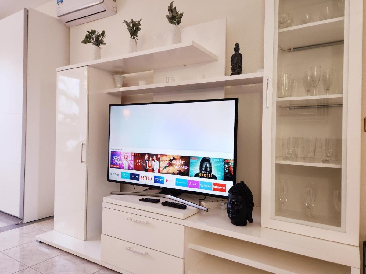 Yumbo Queen Apartment San Bartolomé المظهر الخارجي الصورة