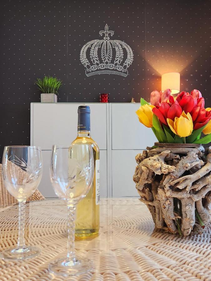 Yumbo Queen Apartment San Bartolomé المظهر الخارجي الصورة