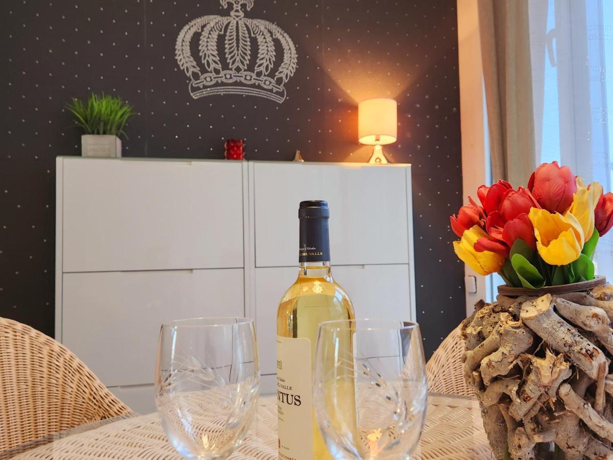 Yumbo Queen Apartment San Bartolomé المظهر الخارجي الصورة
